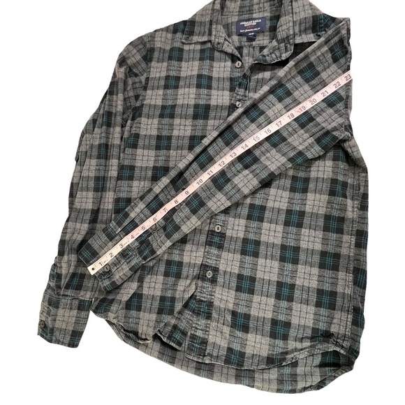 AMERICAN Eagle Black Teal Plaid Button Down Flannel Long Sleeved Shirt Slim Fit - Picture 6 of 8